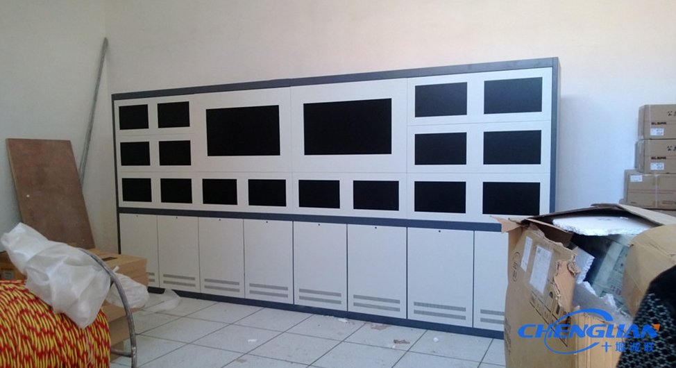 十堰誠聯(lián)監控電視墻產(chǎn)品安裝圖片02